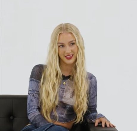 dolcedollll kunst erotische archiv