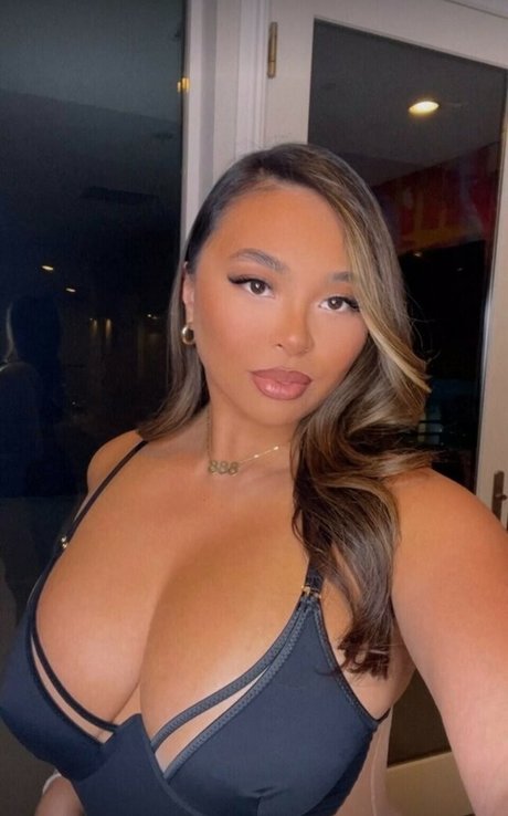 Linda Vo erwachsene sex foto