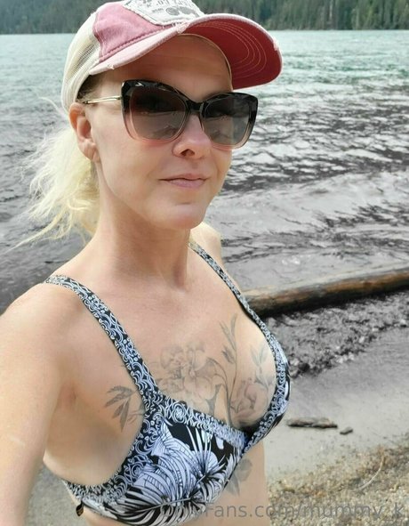 mummy k nacktheit exklusive foto