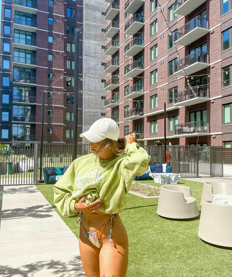 büro-milf-onlyfans exklusive erwachsene foto