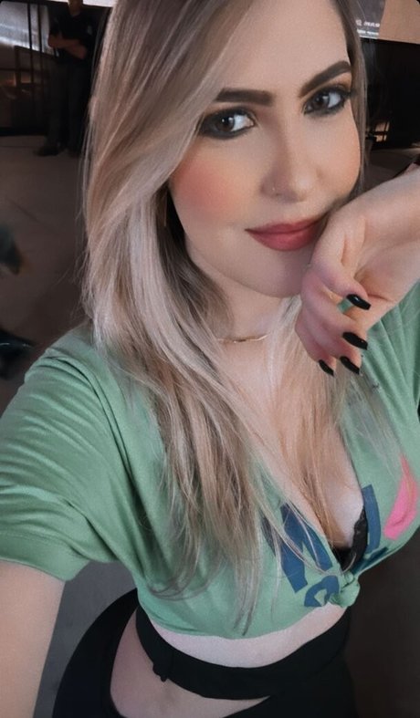 Natacha Fanganiello exklusive top galerie