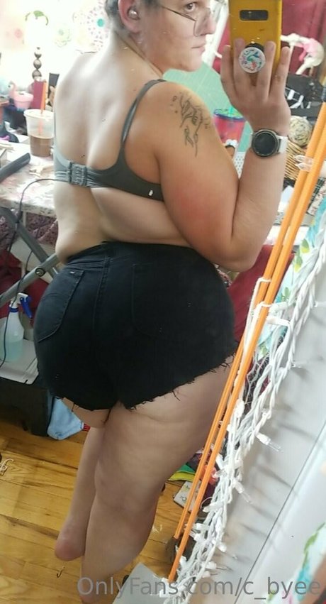 asiatische gilf-onlyfans xxx pornographische fotos