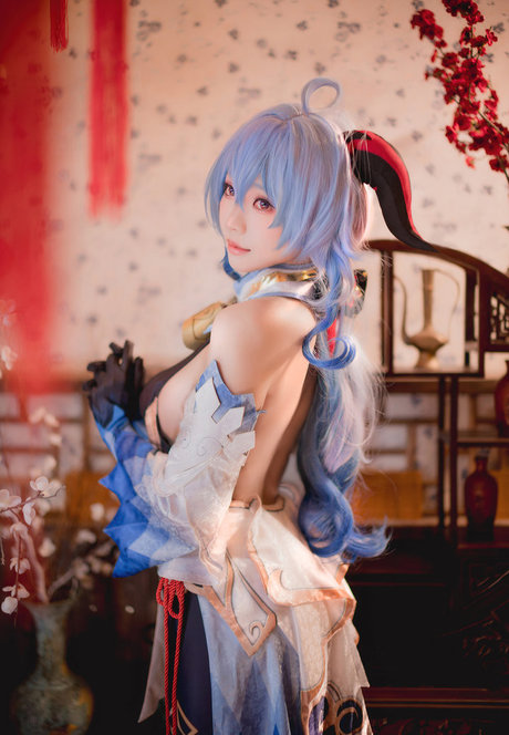 kleiner schwanz shemale onlyfans schöne nackte bilder