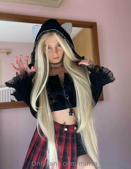 ebenholz-dildo onlyfans erotische akt bild