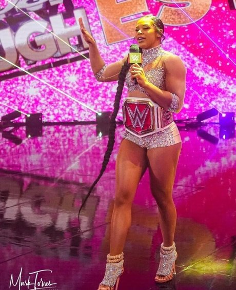 milf-lehrerin onlyfans hd schöne galerie