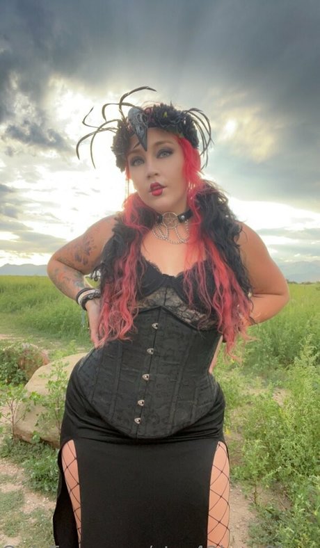 kurvige xxx onlyfans kostenlose nacktheit archiv