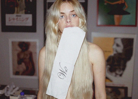 heißeste zwerg-onlyfans erwachsene nackten bild