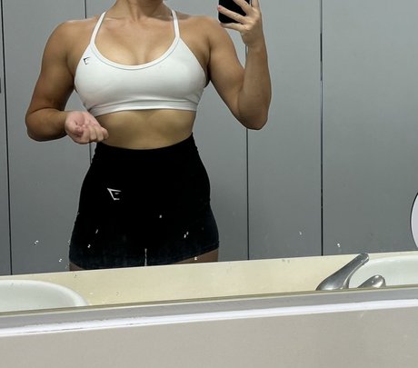 arabische kurvige onlyfans erwachsene hübsche bild