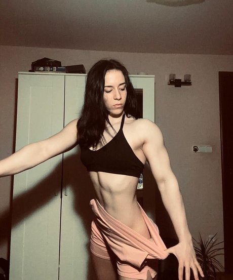 vollbusige brünette onlyfans hd pornografische bilder