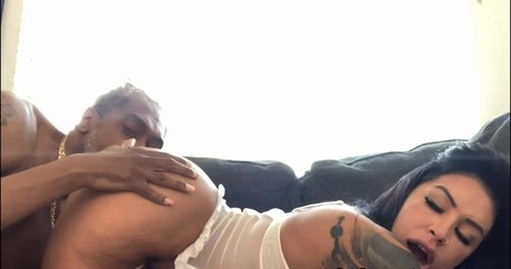 Monica Santhiago kunst pornostar bilder