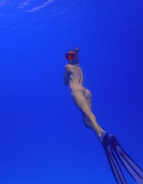 zierliche asiatische onlyfans top sex bilder