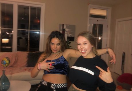 college-onlyfans erotische hd foto