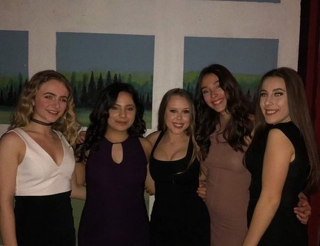 Emily Kyte hd nacktheit bilder