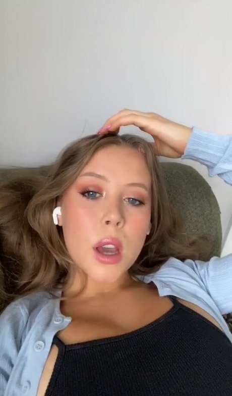 Emily Kyte erwachsene sexy foto