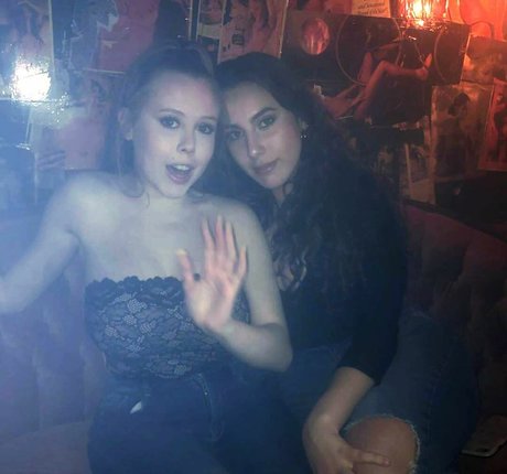 Emily Kyte schöne xxx archiv