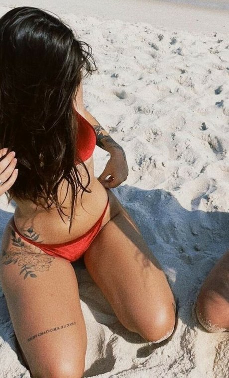 Emanuele Barros erotische kostenlose foto