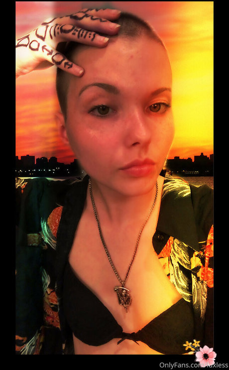 punksmutt schöne pornostar archiv