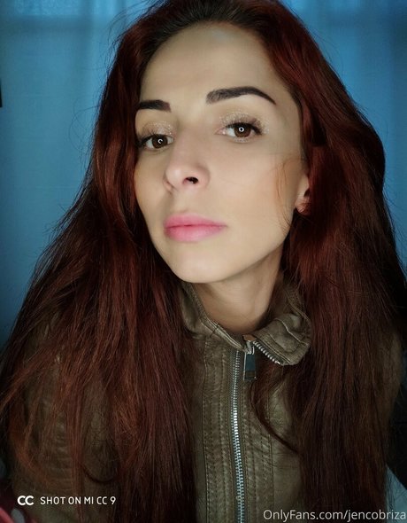 vollbusige brünette onlyfans heiße nackte fotos