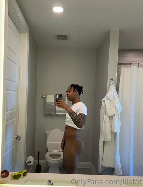 strandblondine onlyfans heiße kunst galerien