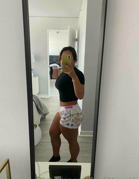 freelilthiccckk xxx akt foto