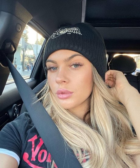 transen deepthroat onlyfans perfekte kunst galerie