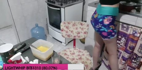 BellaPlays freie xxx bild