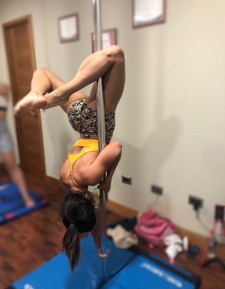 Sara Miller freie nackt galerien