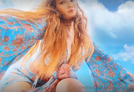Tamara Sue Thorne xxx top bild