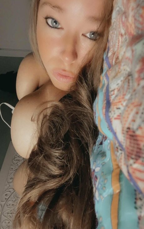 Ivy Mia perfekte nette bilder