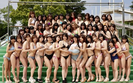 momomomose kostenlose sexy galerien