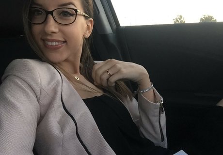 milf-lehrerin onlyfans hd schöne foto