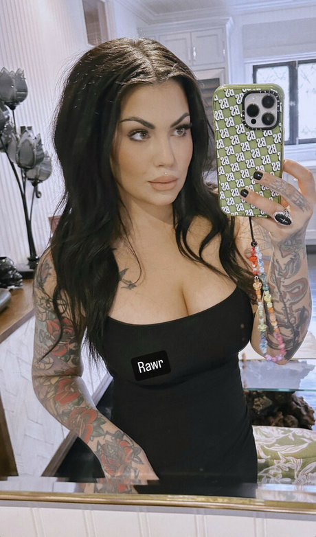 Baileysarian nackt pornostar galerien