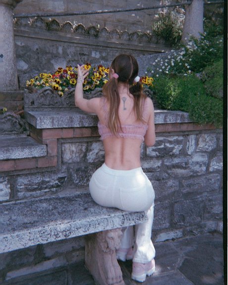 Valentina Fradegrada erwachsene nacktheit foto