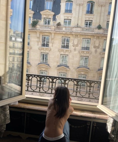 dünne schwarze teenager-onlyfans porno akt galerien