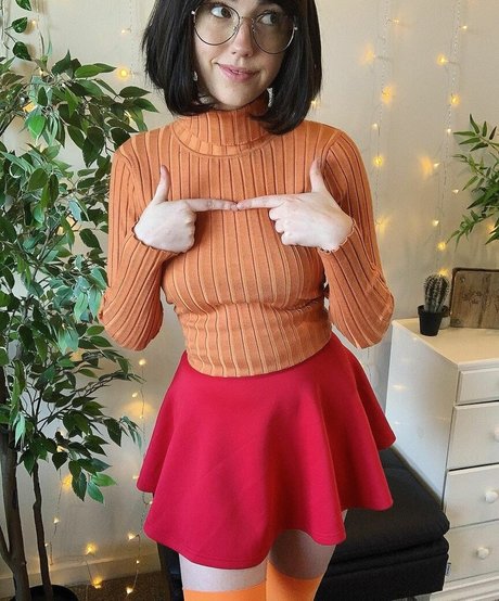 beliebte asiatische onlyfans nackt foto