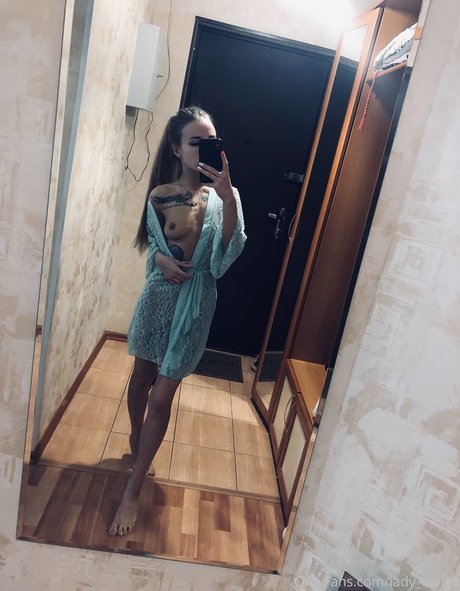 lady sonya nacktheit erwachsene archiv