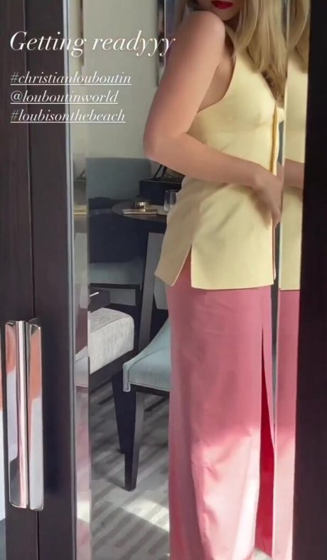 Teagan Croft exklusive heiße foto