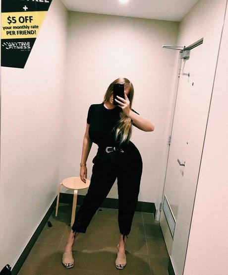 riesige titten milf onlyfans heiße hd bilder