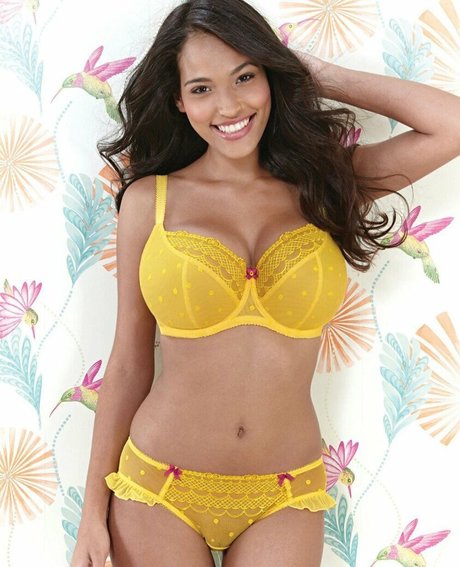 ebenholz nackt onlyfans kunst xxx galerien