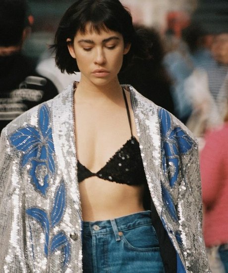 britische teen-onlyfans nackt kunst bilder