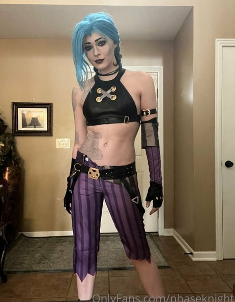 vollbusige brünette onlyfans kunst nacktheit galerien