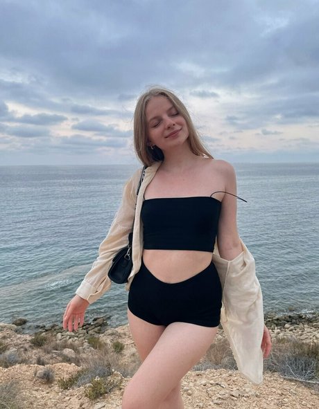 heiße blonde onlyfans hübsche erotische bilder