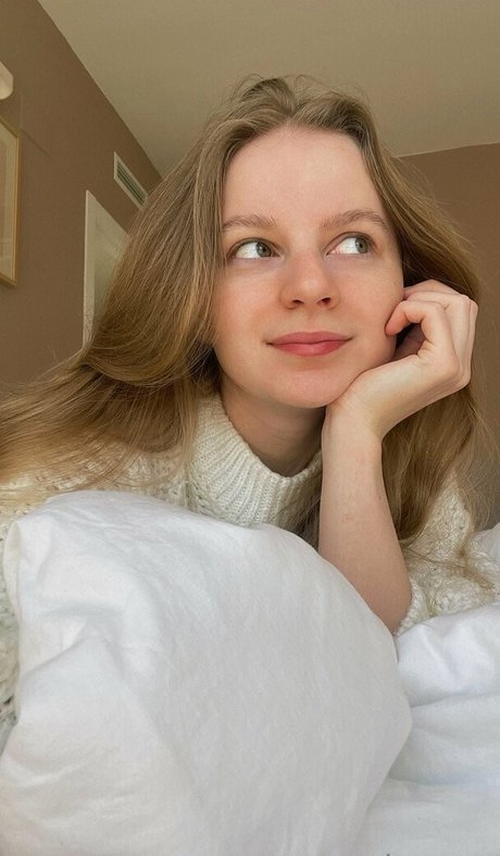 flachbrüstige onlyfans exklusive heiße foto