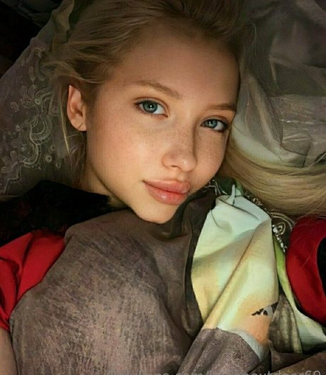 deepthroat teen onlyfans top akt galerie