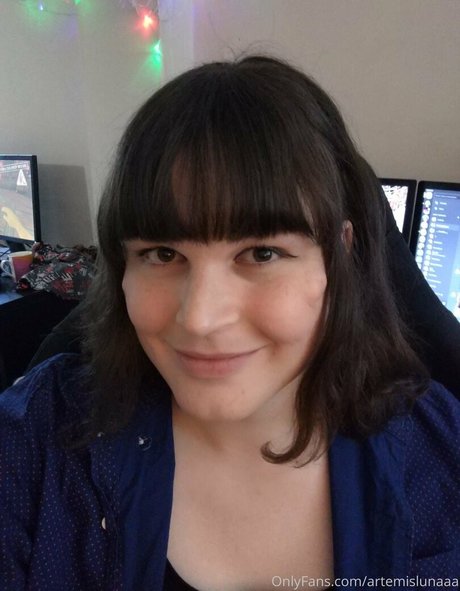 kleine titten nur fans heiße nackte bilder