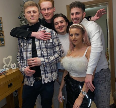 asiatischer squirt onlyfans perfekte pornografische galerie