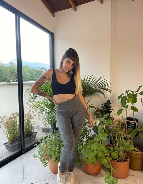 shorts nur fans exklusive kunst fotos