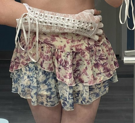 Aria Faye perfekte hd fotos