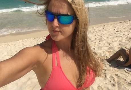 latina-milf-onlyfans heiße akt bilder