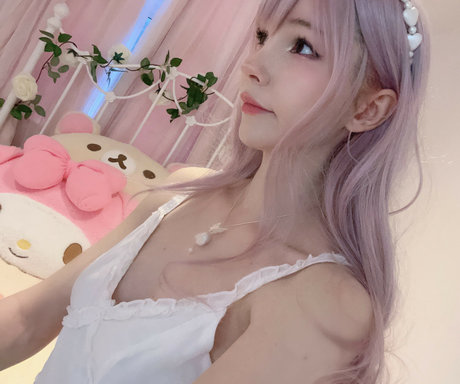 dünne blonde onlyfans freie nackt archiv